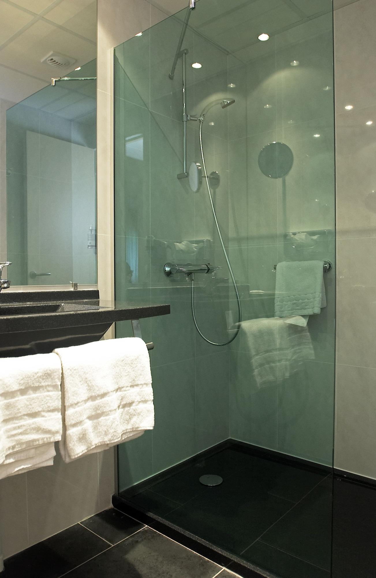 Oceania Quimper Hotel Luaran gambar