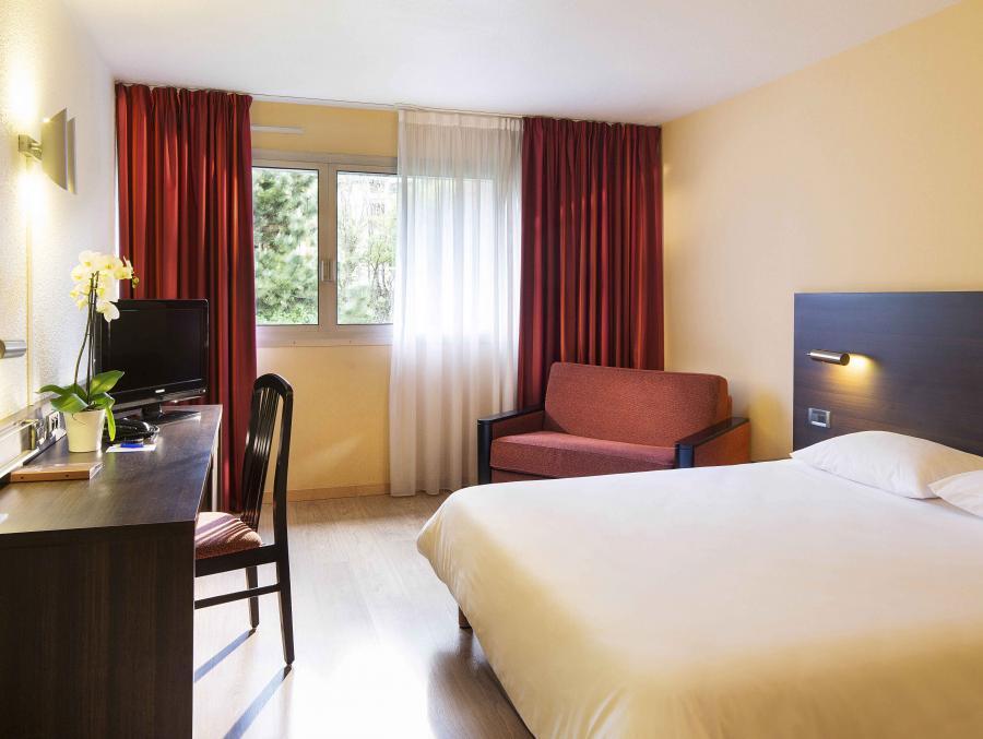 Oceania Quimper Hotel Luaran gambar
