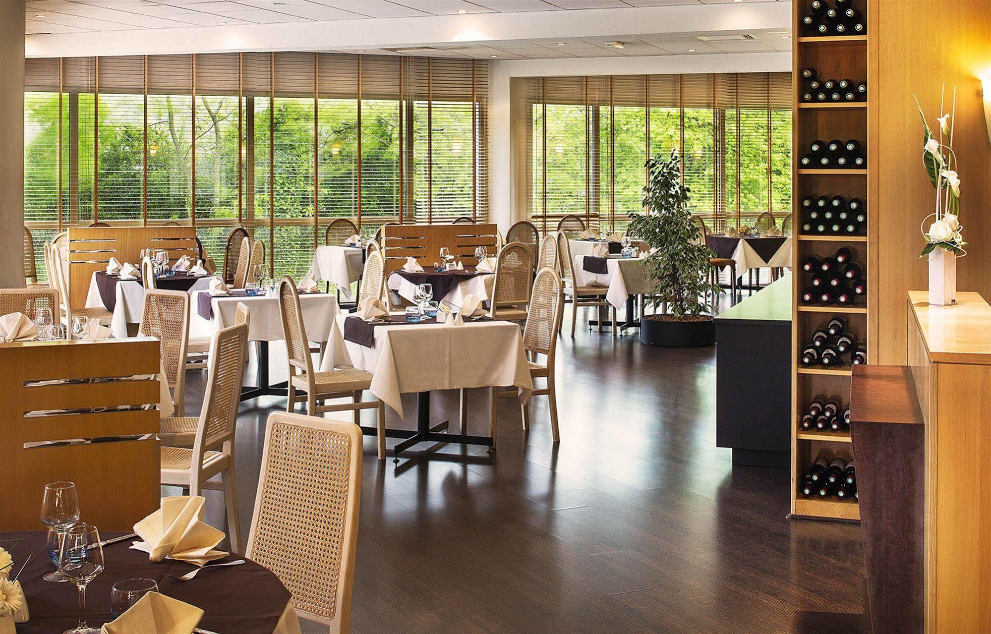 Oceania Quimper Hotel Luaran gambar
