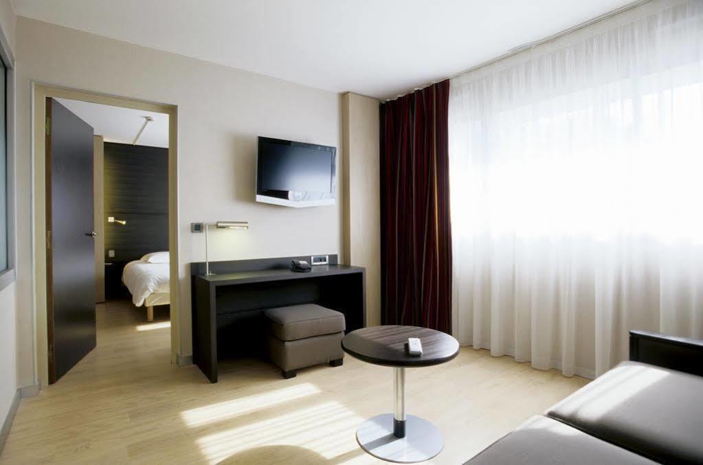 Oceania Quimper Hotel Luaran gambar