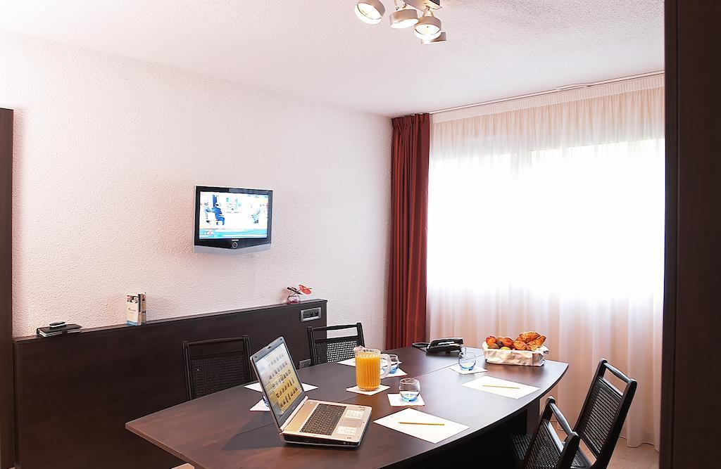Oceania Quimper Hotel Luaran gambar